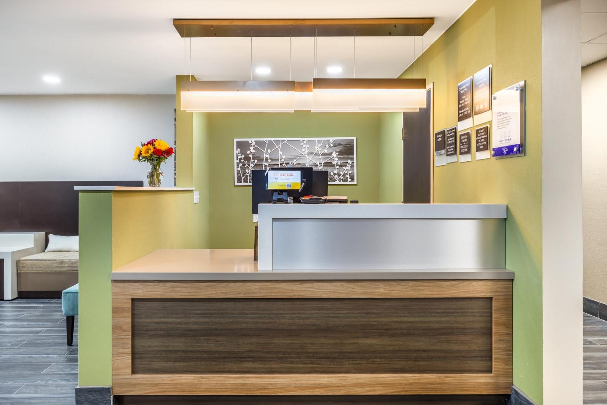 Sleep Inn & Suites Salina I-135 Exteriér fotografie