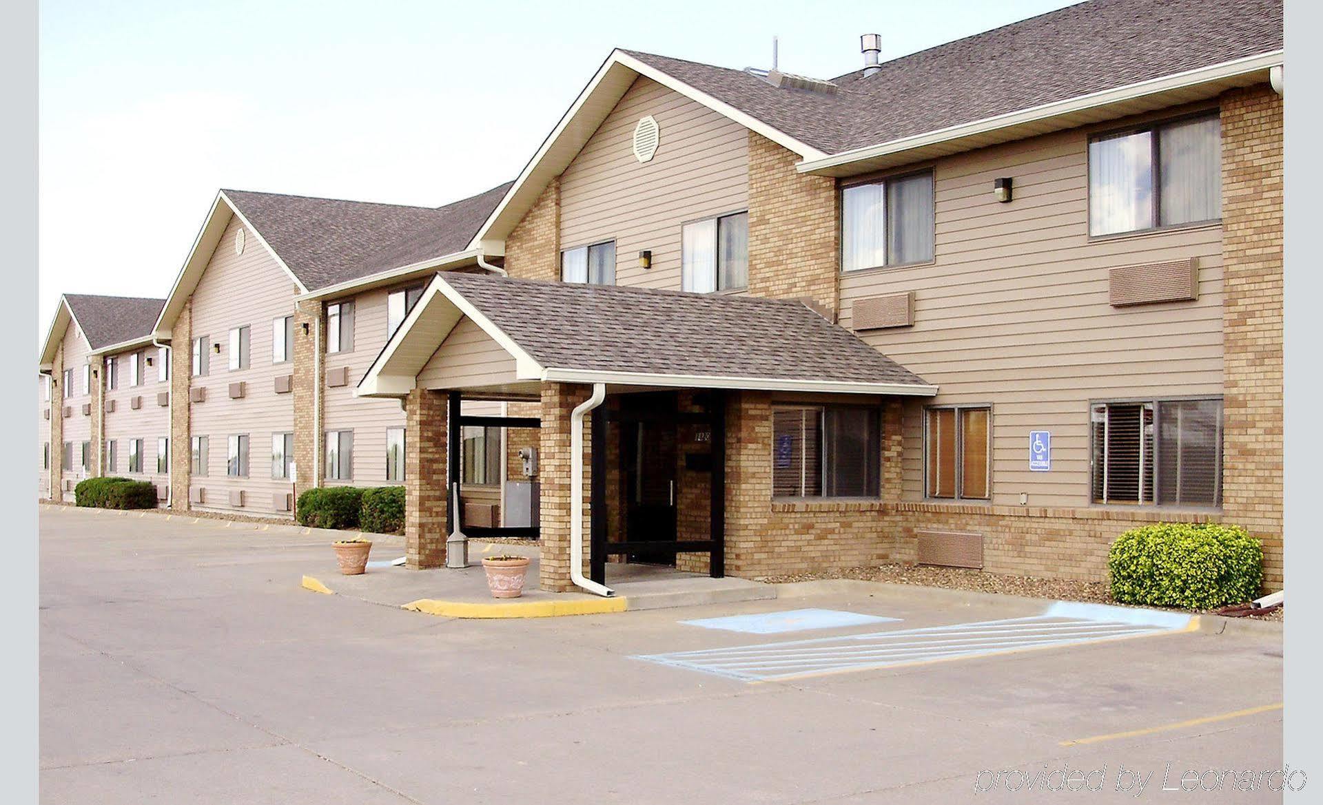 Sleep Inn & Suites Salina I-135 Exteriér fotografie
